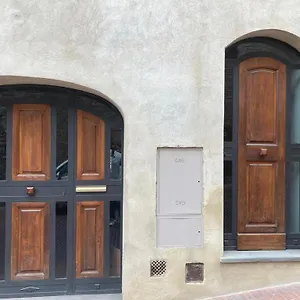 Contemporary Maison d'hôtes